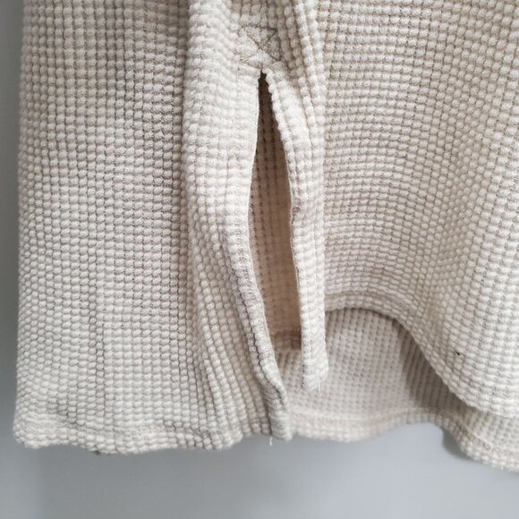 Offline by Aerie Oversized Cream Waffle Knit Hi-Lo Thumbhole Graphic Pullover XS - Picture 4 of 6